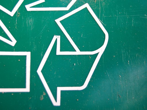 újrahasznosítás jel